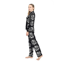 Load image into Gallery viewer, Women&#39;s Satin Pajamas
